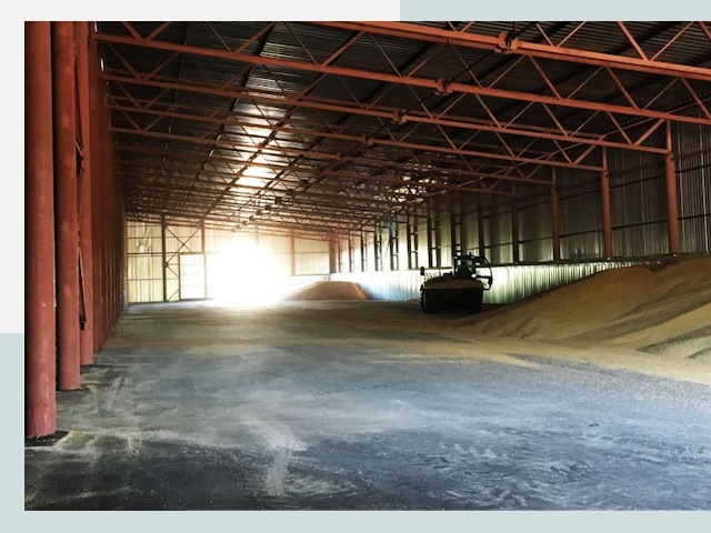 Строительство зернохранилищ в Тулуне